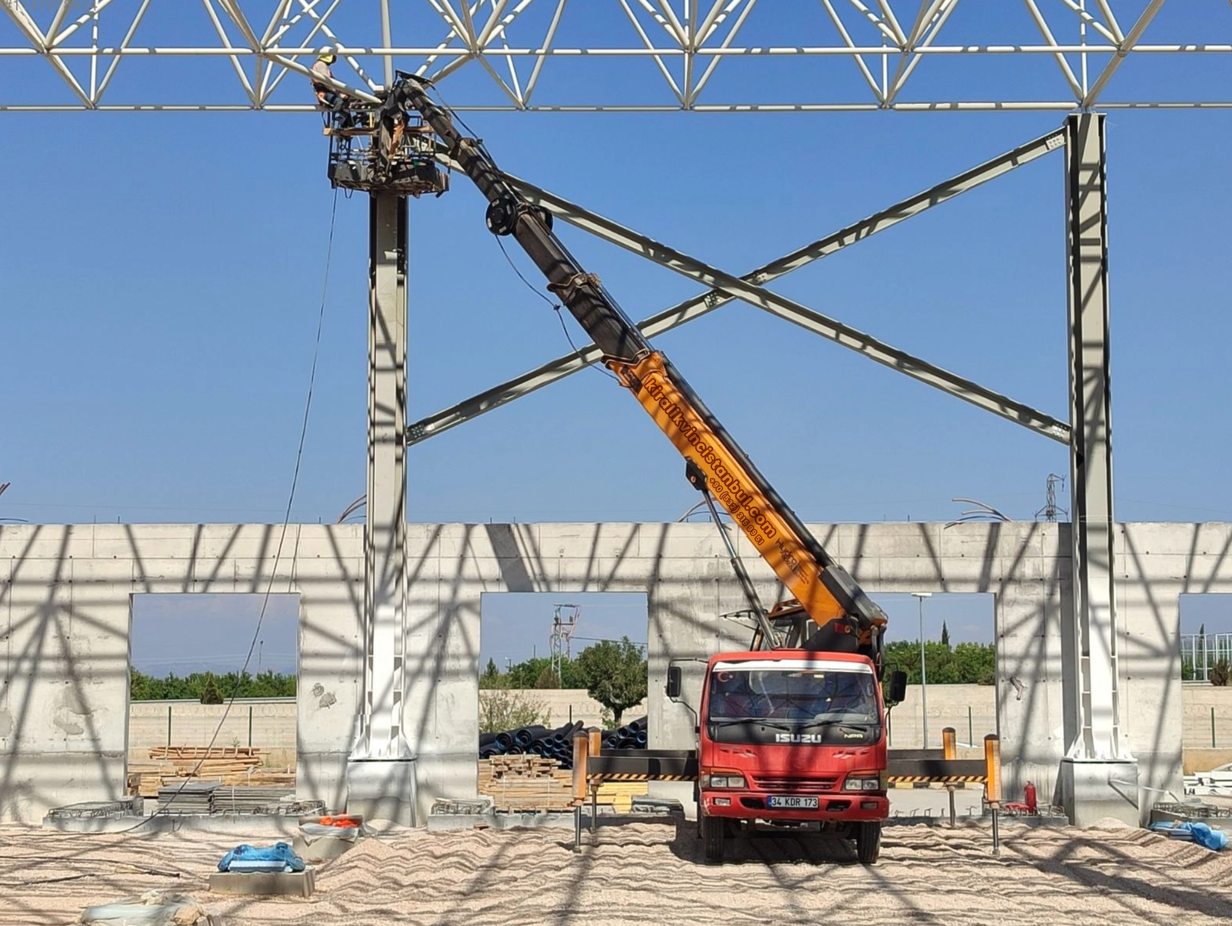 25 Metre Kiralık Sepetli Platform